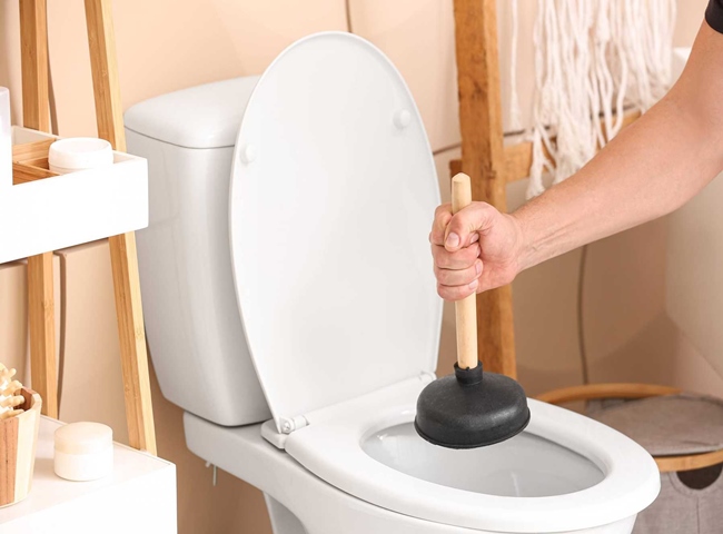 Phương ph&aacute;p xử l&yacute; bồn cầu k&ecirc;u ục ục